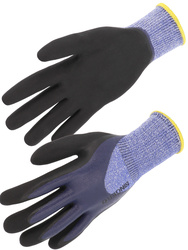 PEHD cut C glove. Nitrile coated. 10 gauge.